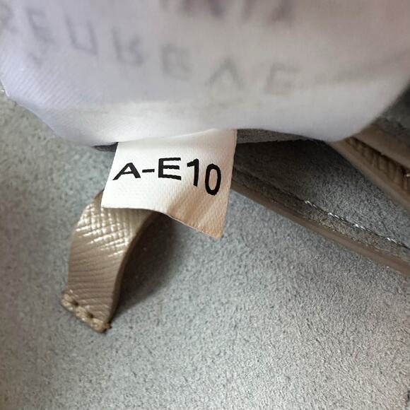 Senreve Aria Belt Bag in Pebbled / Sand / Silver EUC 100% Genuine Leather - Picture 11 of 16